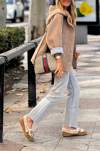 Chaqueta Kaki Oversize con Capucha – Estilo Casual y Chic