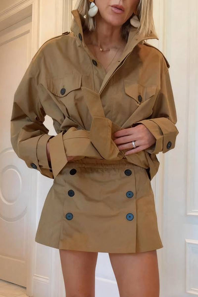 Abrigo Corto de Mujer Chic con Hombreras y Cinturón - Trench Elegante