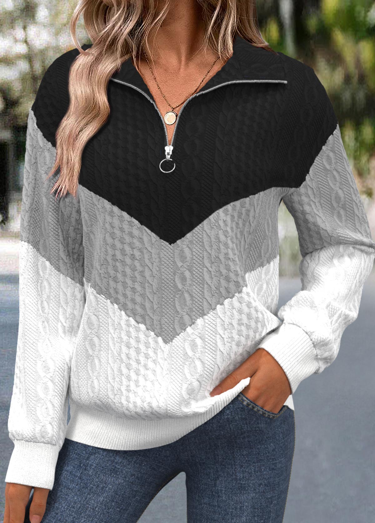 Sudadera de manga larga y cuello caído,