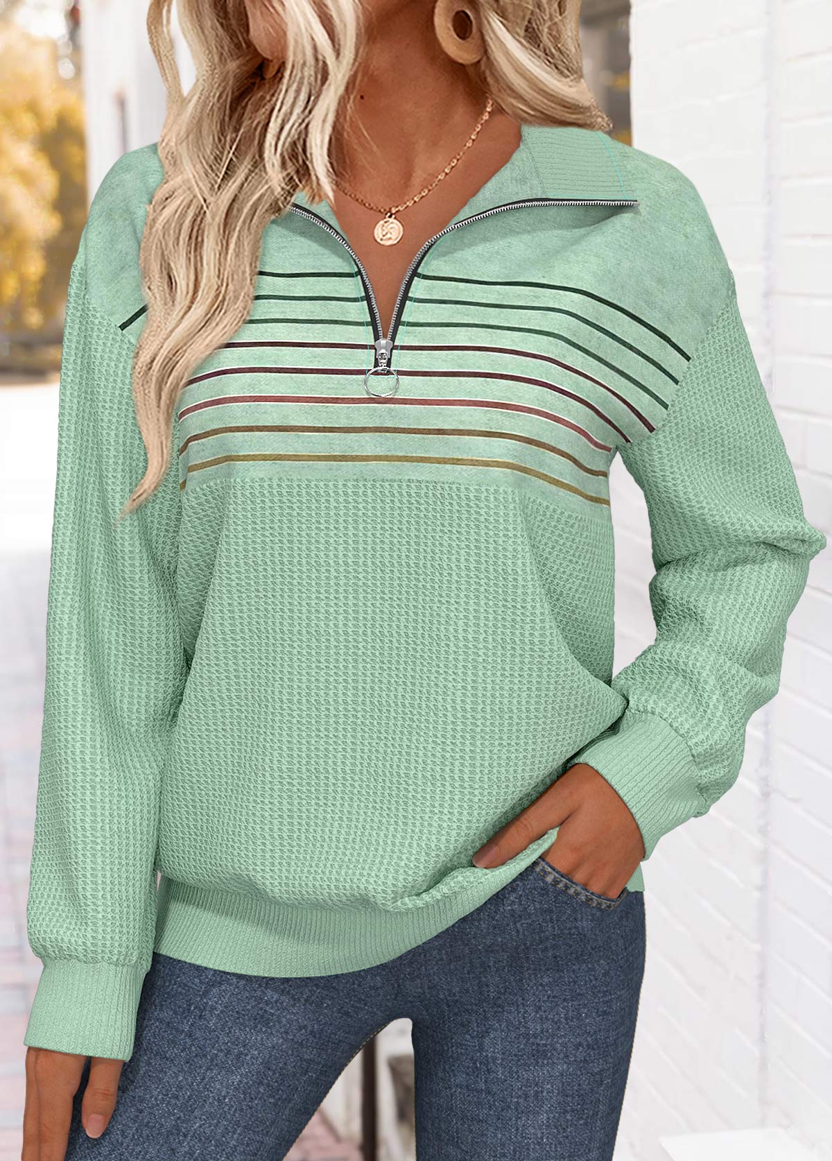 Sudadera de manga larga con estampado tribal y cremallera