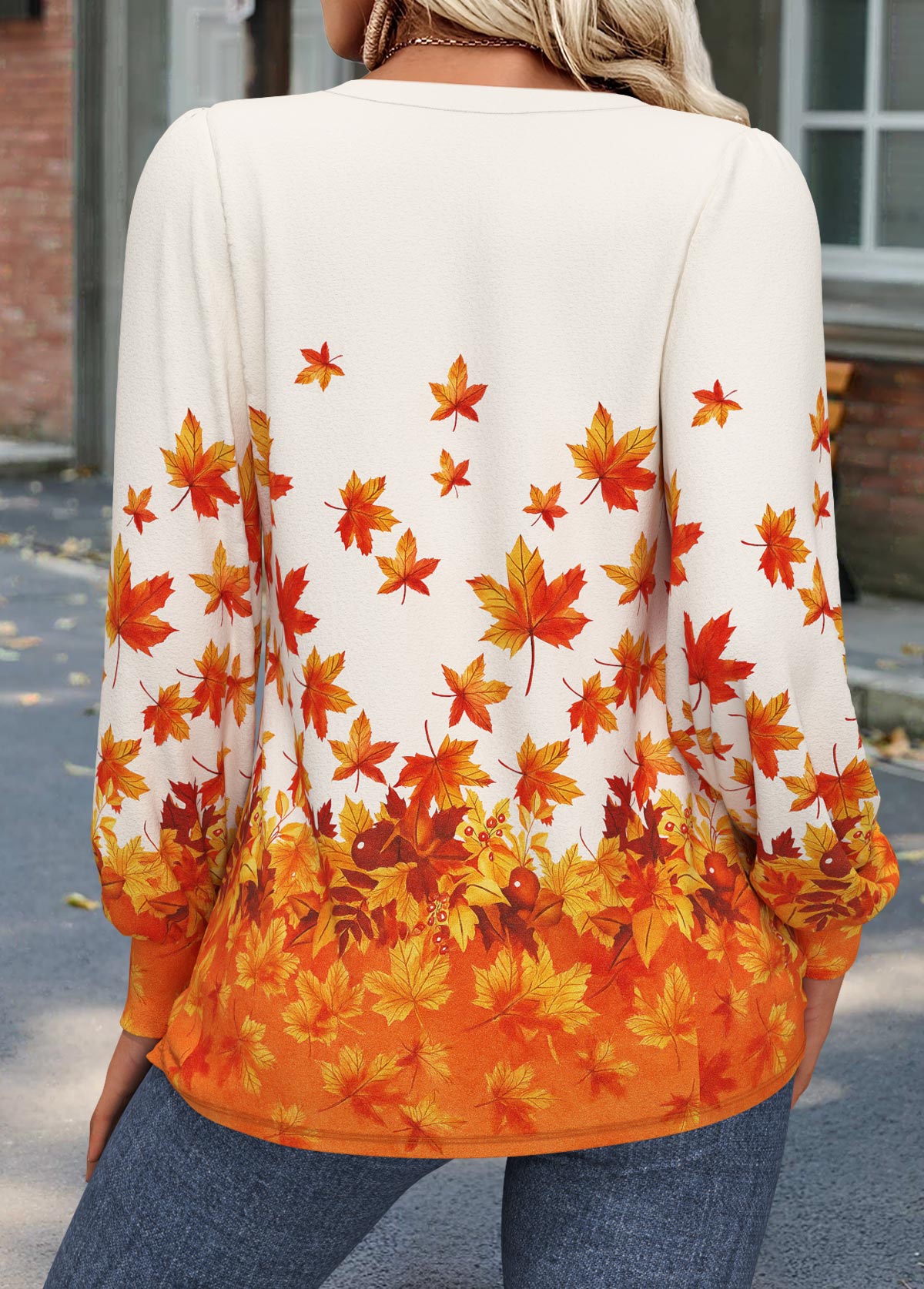 Camiseta de manga larga naranja de Halloween con costuras visibles