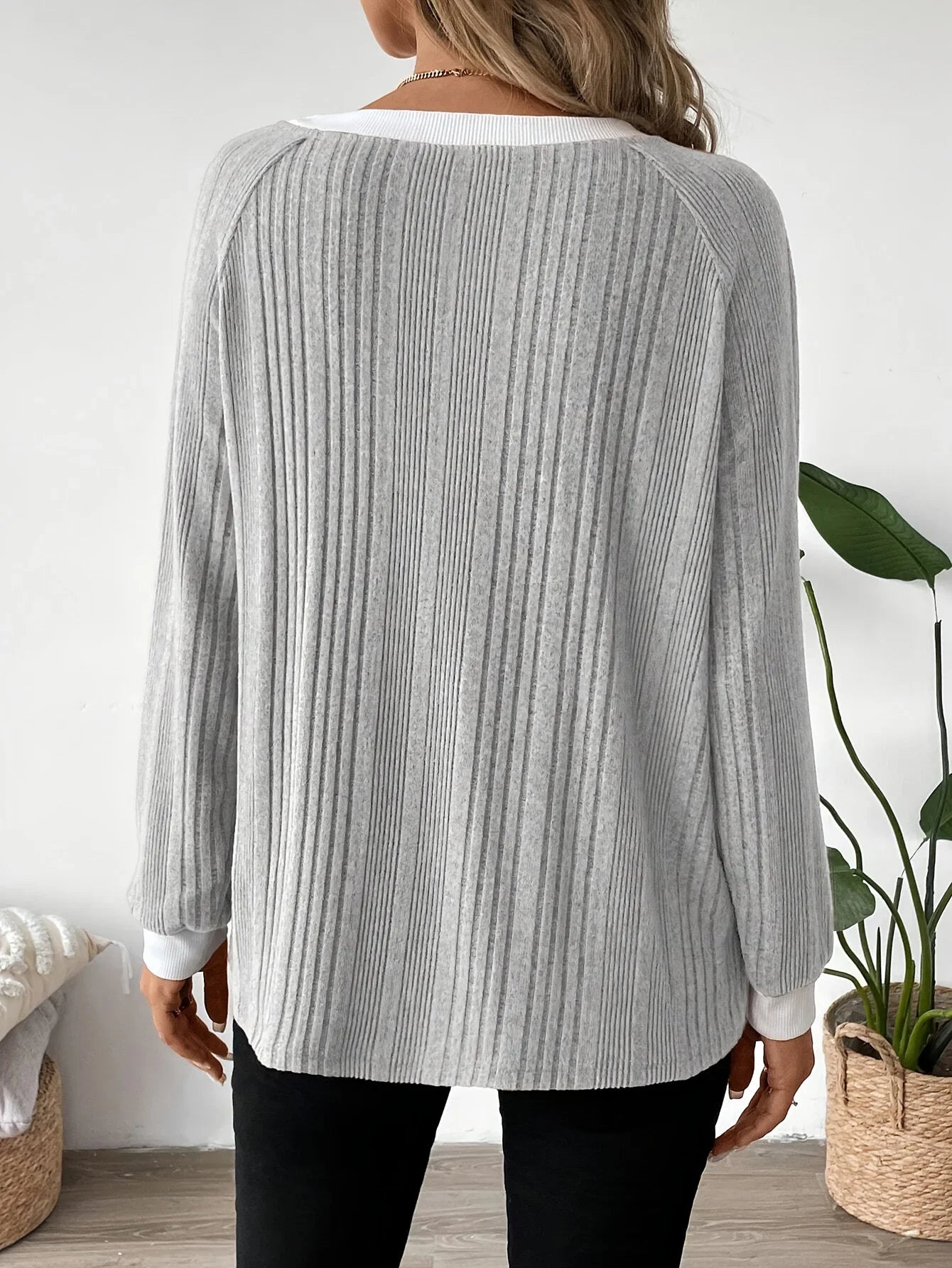 Camiseta Casual de Cuello Redondo para Hombre - Mangas Largas, Estilo Simple y Cómodo