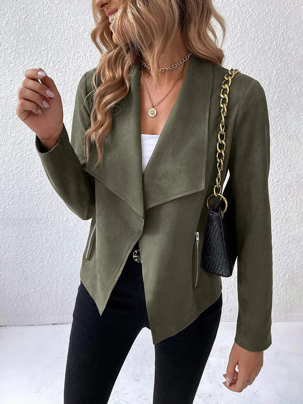 Chaqueta de mujer de ante con cremallera - estilo moderno y versátil