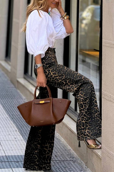 Camisa blanca mujer cuello V mangas abullonadas chic