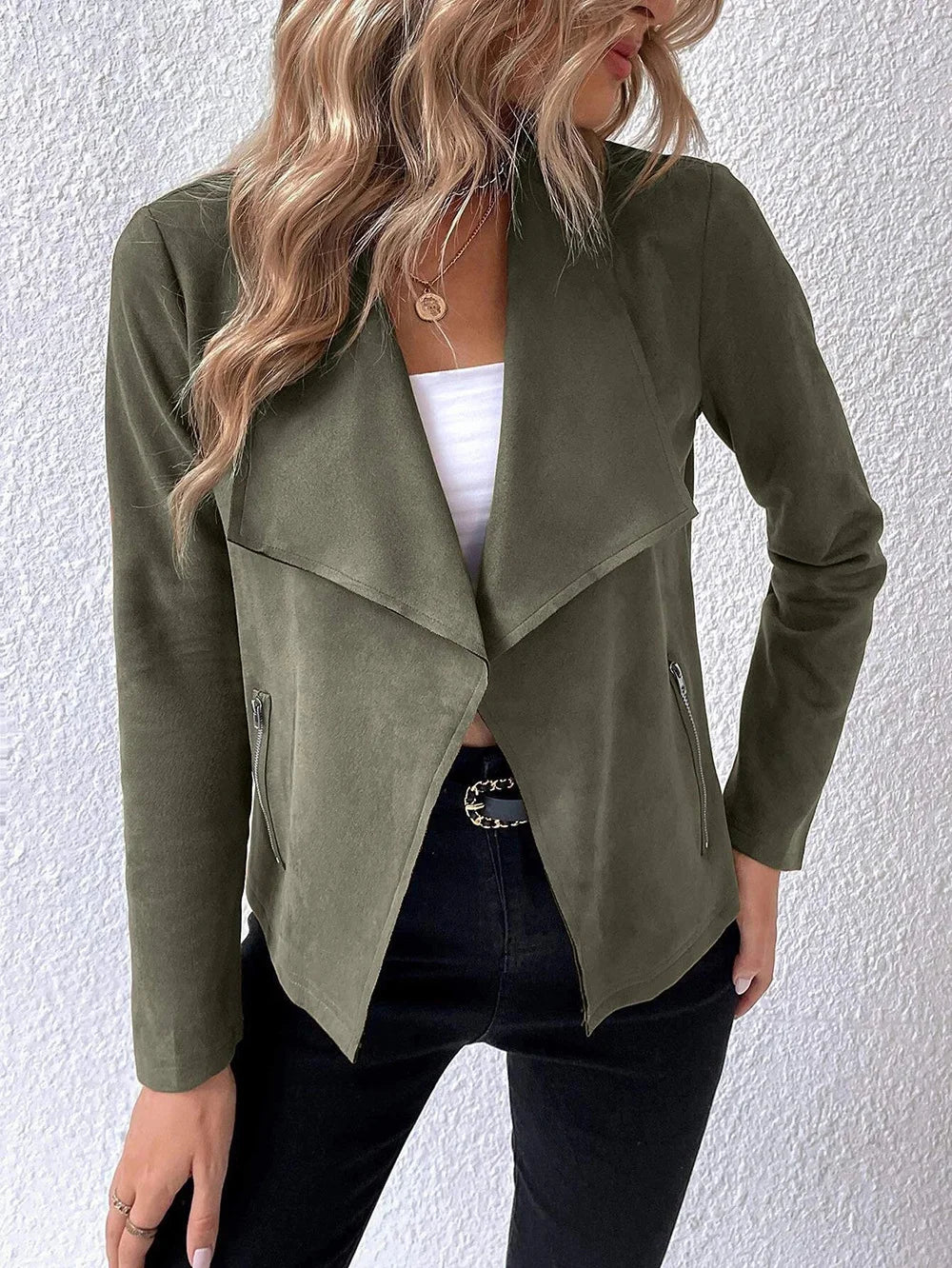 Chaqueta de mujer de ante con cremallera - estilo moderno y versátil
