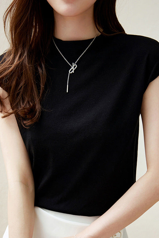 Camiseta de cuello redondo mujer – Manga corta, tejido elástico y diseño moderno