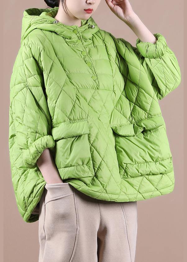 Abrigo acolchado de invierno con capucha
